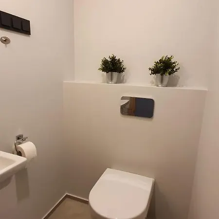 Premium Apartment *